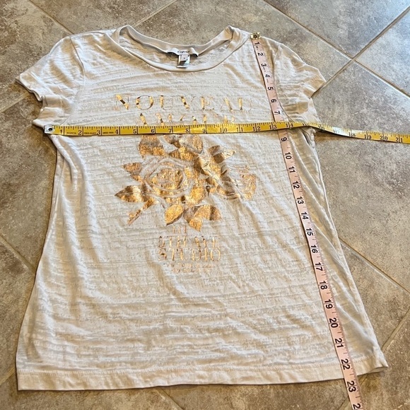 Express New Love graphic print short sleeve pullover top white gold floral small - Picture 6 of 8